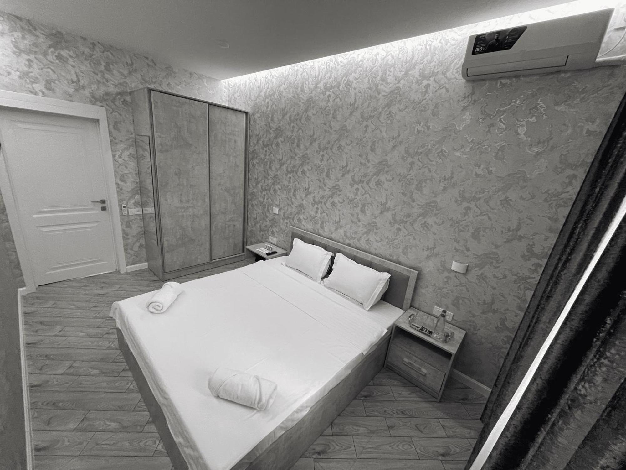 Revel Hotel Tashkent Exterior foto
